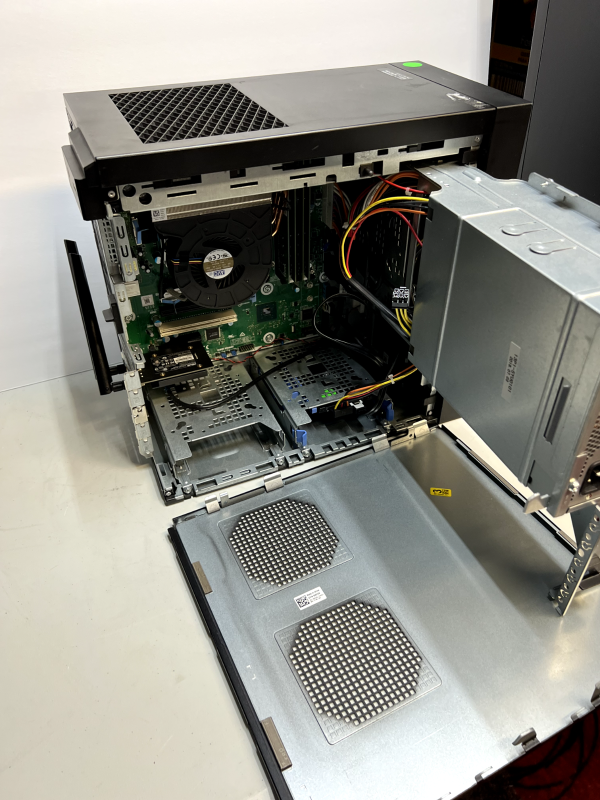 Dell Precision 3630 Workstation Intel Core i5-9400 - Image 4