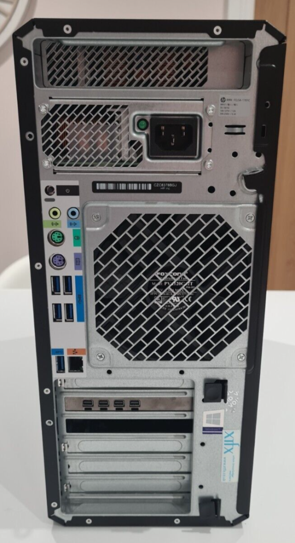 HP Workstation Z4 G4 10 Gen W2155 - Image 3