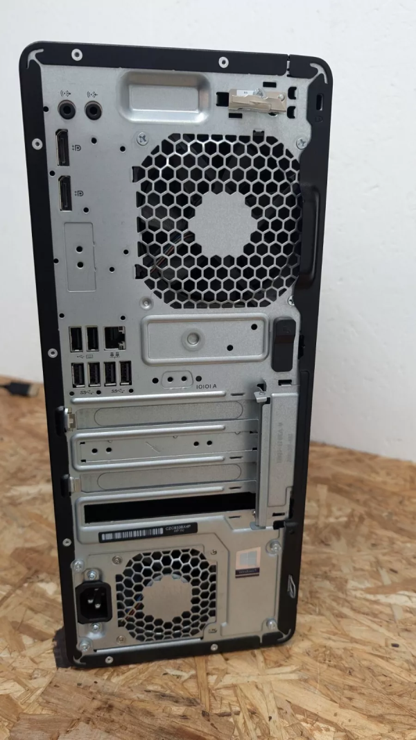 Hp Z1 Entry Tower G5 Core i7 8th generation  - Image 4